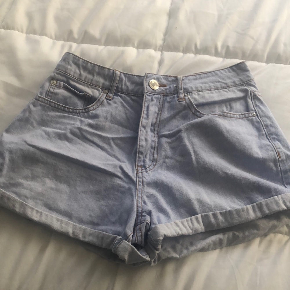 Forever 21 never worn high waisted shorts